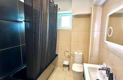 Rent of a comfortable 3-room penthouse, 85 m², Mamaia, Constanța, Romania